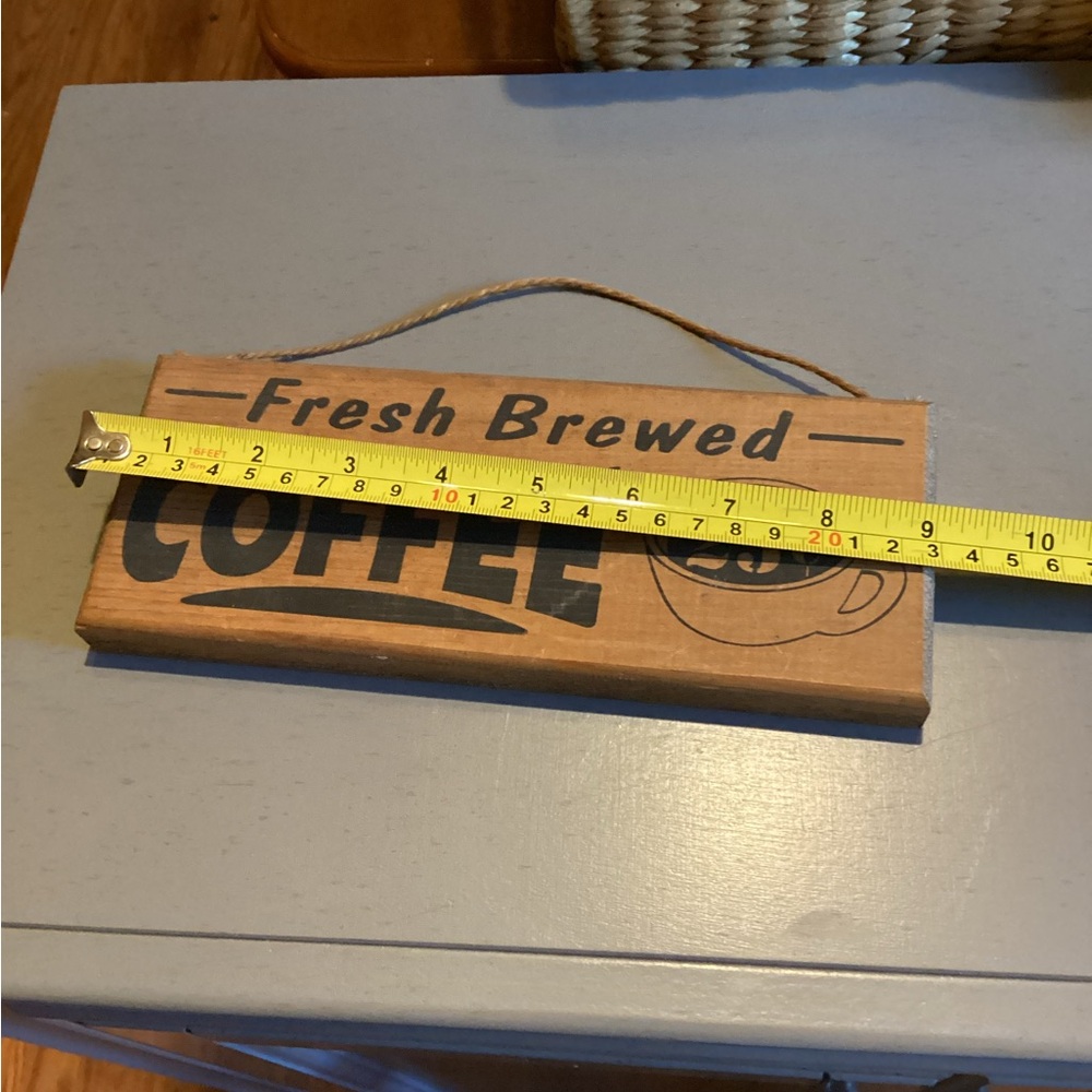 Fresh brewed coffee 25 cents sign. - Picture 4 of 6